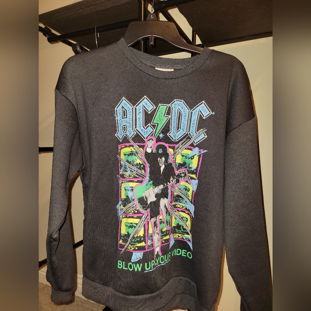 ACDC gray sweatshirt